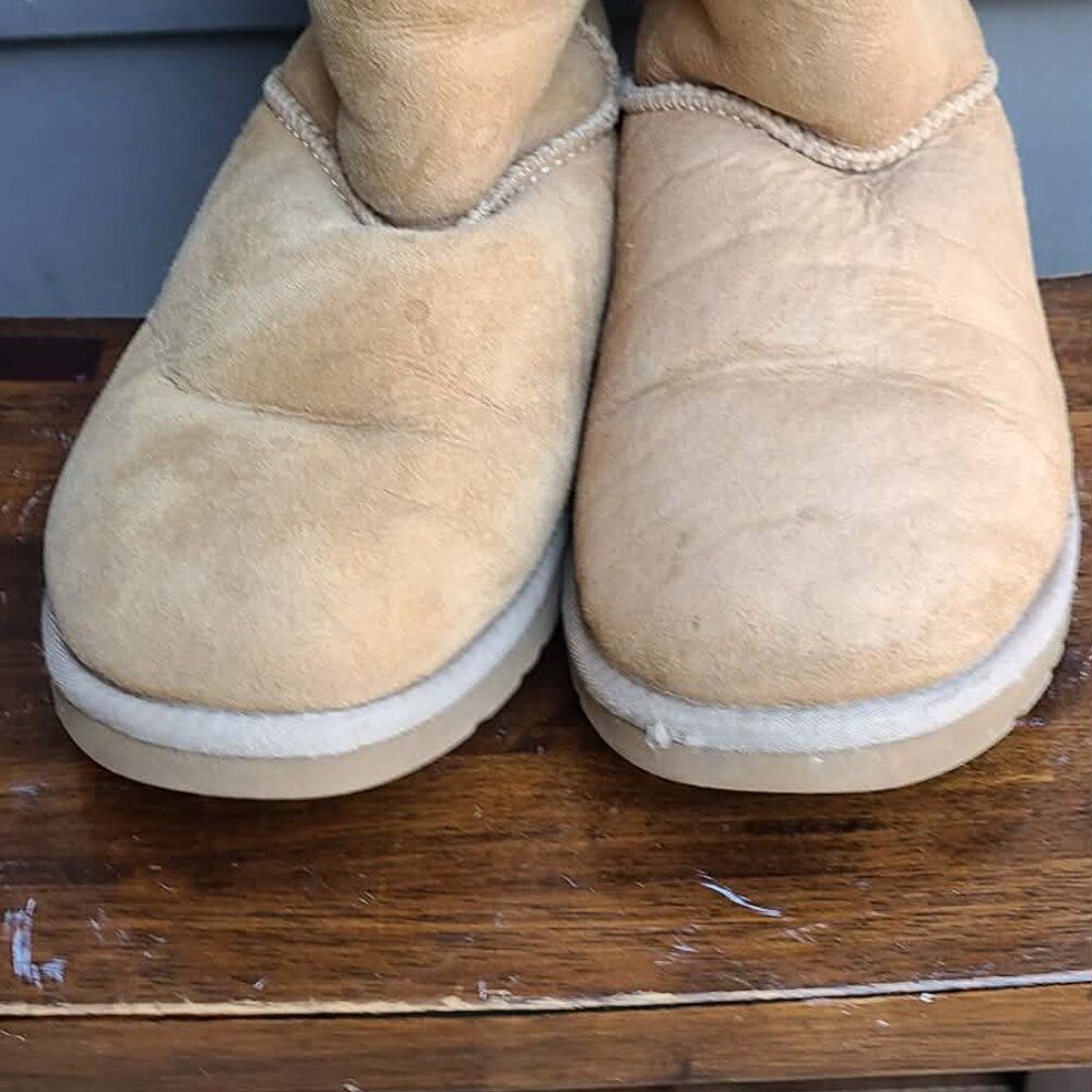 UGG Australia Tan Suede Bailey Button Triplet Boots size 8 - Picture 11 of 14